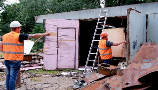 Демонтаж гаражей в Урюпинске, цена от 1782 руб. – услуги под ключ от 2Землекопа-Рюп